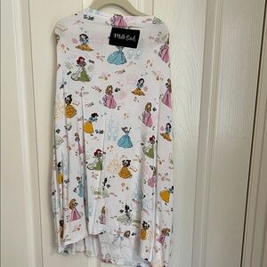 Milk Snob White Disney Princess Cover